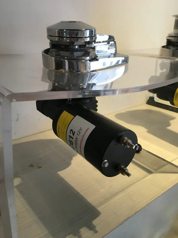 Cabrestante de anclaje para barco marino de alta velocidad, resistente, 12V, 600W, adecuado para barcos de 20 pies a 35 pies C612